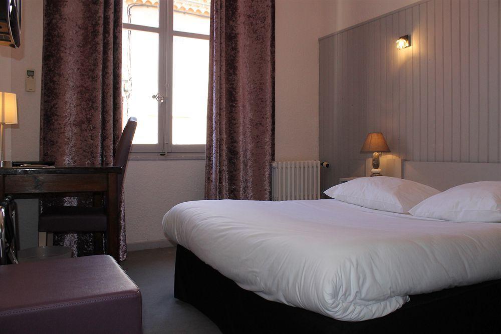 Hotel Les Palmiers Sainte-Maxime Exterior photo