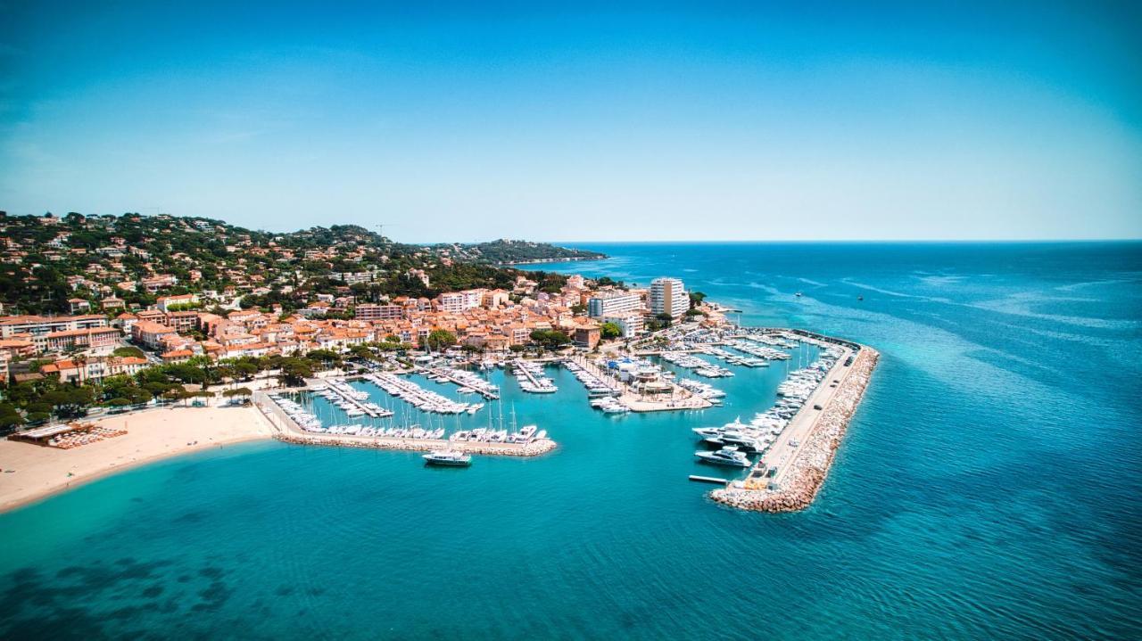 Hotel Les Palmiers Sainte-Maxime Exterior photo