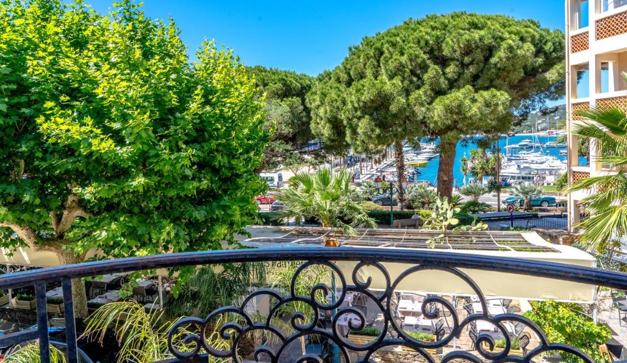 Hotel Les Palmiers Sainte-Maxime Exterior photo